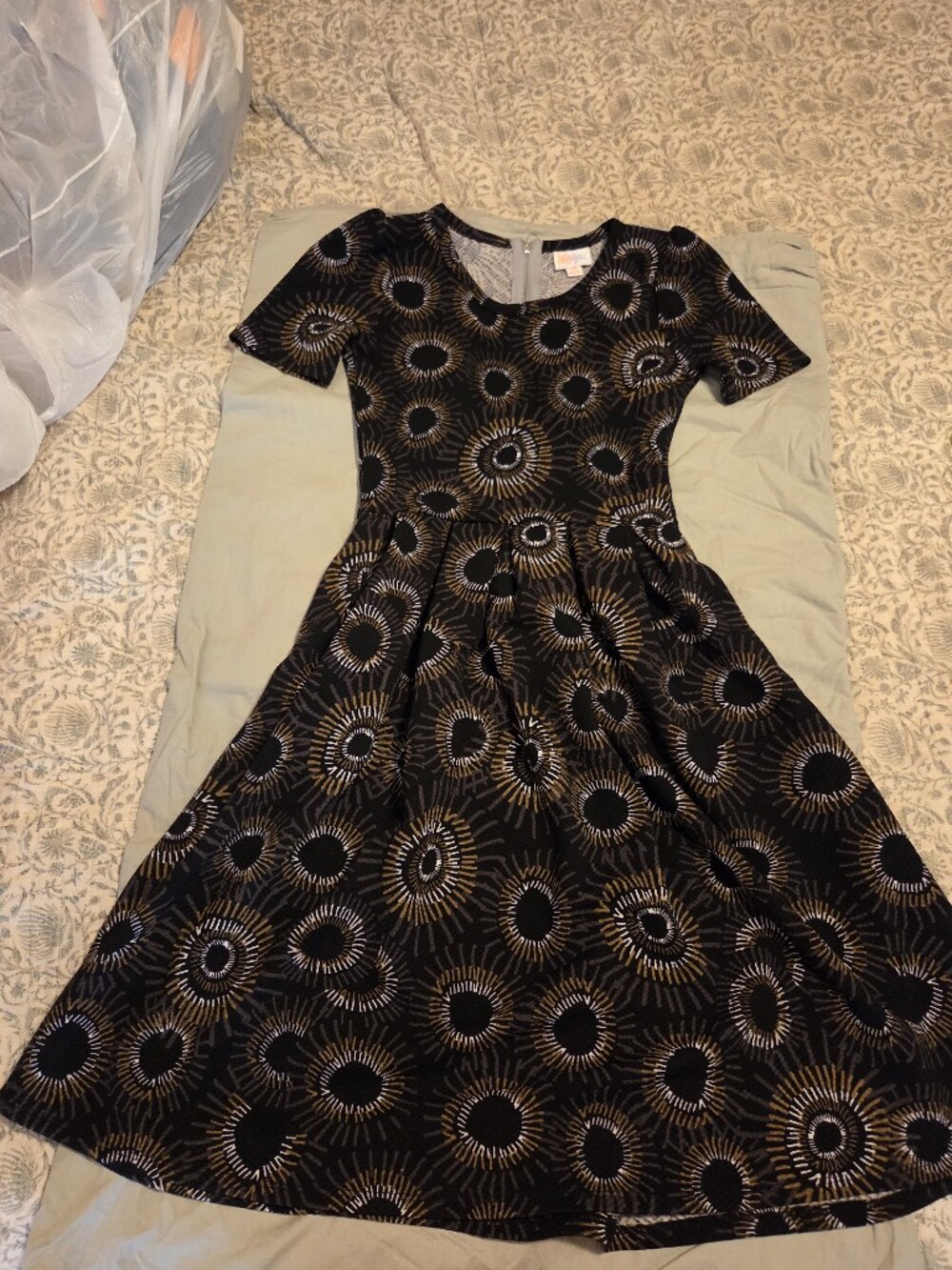 LuLaRoe Amelia Dress